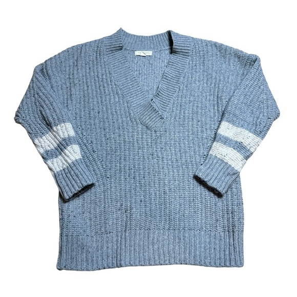 Treasure & Bond Grey Striped Oversized V-Neck Sweater | U.S. Woman’s Small - Picture 2 of 10
